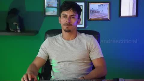 andres    online show from October 28, 7:49 pm