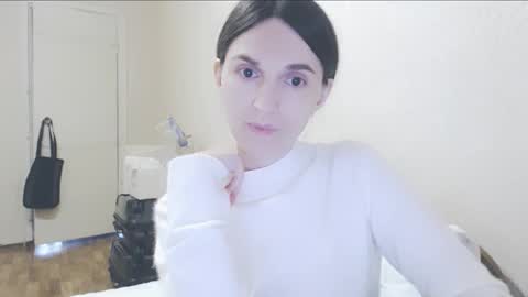 Snapshot of persephonex chatting on April 26, 2:04 pm persephonex online show from April 26, 2:04 pm