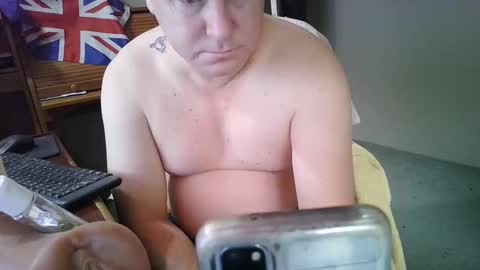 Snapshot of perthguy007 chatting on December 20, 7:22 am Viking-reigns online show from December 20, 7:22 am