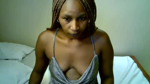 peru_queen online show from June 14, 8:27 am