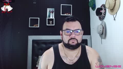 Carlos online show from December 23, 4:06 pm