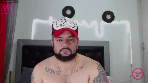 Carlos online show from October 15, 9:15 pm