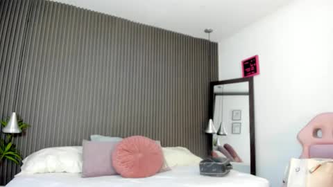 Lizza online show from March 23, 11:36 am