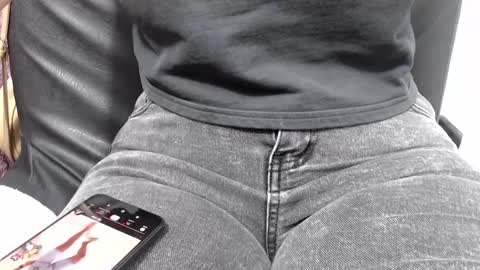 Snapshot of pervert_suseth chatting on January 7, 3:54 pm Suseth online show from January 7, 3:54 pm