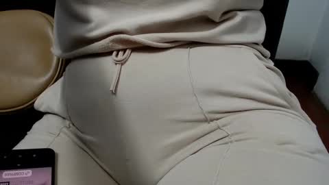 Snapshot of pervert_suseth chatting on January 9, 4:28 pm Suseth online show from January 9, 4:28 pm