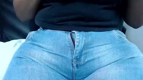 Snapshot of pervert_suseth chatting on January 25, 2:58 pm Suseth online show from January 25, 2:58 pm