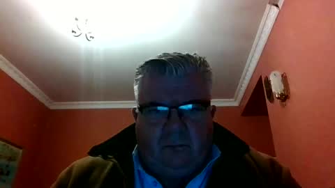Snapshot of pete112991 chatting on February 17, 8:52 am pete112991 online show from February 17, 8:52 am