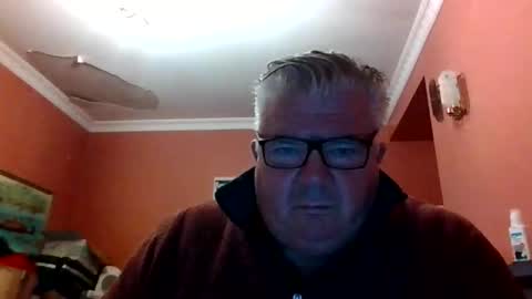 Snapshot of pete112991 chatting on October 27, 2:21 pm pete112991 online show from October 27, 2:21 pm