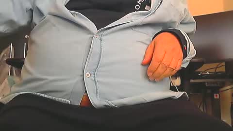 Snapshot of pete6661 chatting on March 30, 8:37 am pete6661 online show from March 30, 8:37 am