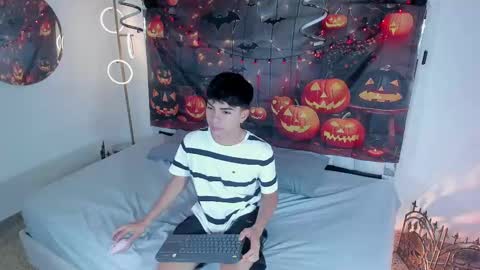 Peter online show from October 8, 11:57 pm