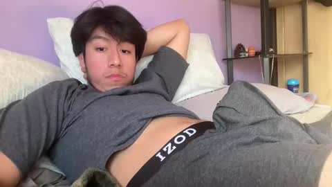 Snapshot of peterbernabe9705 chatting on December 3, 10:52 pm peterbernabe9705 online show from December 3, 10:52 pm