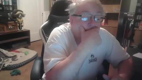 peterinohio57 online show from October 20, 11:10 am