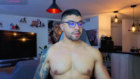 Snapshot of peterjack7 chatting on April 12, 5:51 pm Peter Jack online show from April 12, 5:51 pm