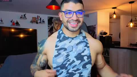 Snapshot of peterjack7 chatting on April 15, 2:51 am Peter Jack online show from April 15, 2:51 am