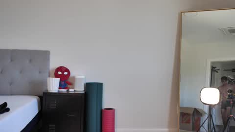 Peter Parker online show from September 28, 7:52 pm