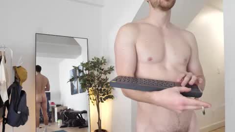 Snapshot of peterparkerrxox chatting on February 2, 6:17 pm Peter Parker online show from February 2, 6:17 pm