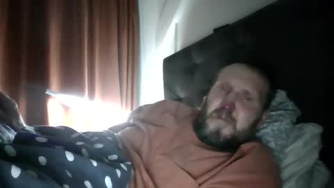 Snapshot of peterpeters443 chatting on January 13, 6:57 pm jelle online show from January 13, 6:57 pm