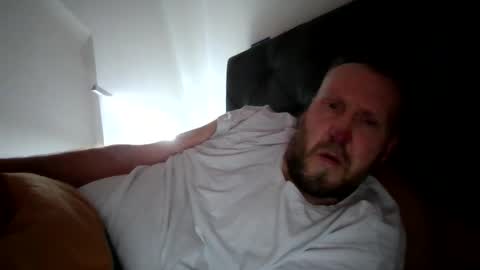 Snapshot of peterpeters443 chatting on February 5, 9:47 am jelle online show from February 5, 9:47 am