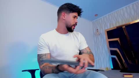 PETES EVANS new account online show from March 5, 11:23 pm