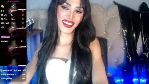 Snapshot of petite_bigload_7inches_thick69 chatting on October 2, 8:38 pm BIGLOAD online show from October 2, 8:38 pm