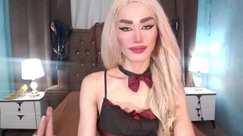 Snapshot of petite_bigload_7inches_thick69 chatting on January 7, 4:20 pm BIGLOAD online show from January 7, 4:20 pm