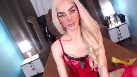 Snapshot of petite_bigload_7inches_thick69 chatting on January 11, 12:32 pm BIGLOAD online show from January 11, 12:32 pm