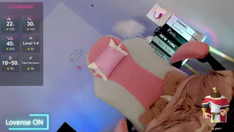 Snapshot of petite_jackyxx chatting on April 14, 8:26 pm Jacky online show from April 14, 8:26 pm