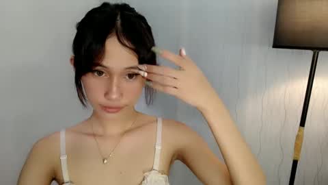 petite_japanese111 online show from December 18, 7:04 am