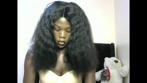 Snapshot of petite_lavi2 chatting on February 22, 8:53 pm petite_lavi2 online show from February 22, 8:53 pm