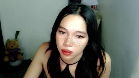 petite_mary69 online show from March 27, 8:26 am