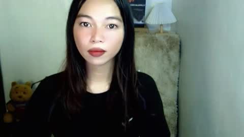 Snapshot of petite_mary69 chatting on April 5, 6:10 am petite_mary69 online show from April 5, 6:10 am