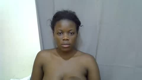 petite_melan online show from September 27, 11:37 am