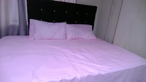 petite paola online show from January 3, 6:46 pm