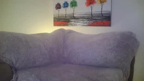 petite treat  online show from January 1, 9:28 am