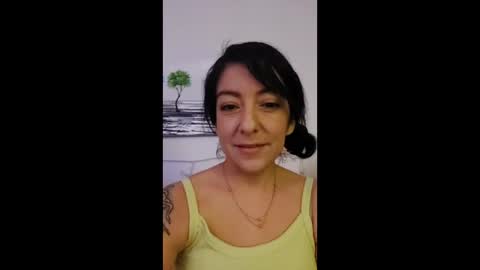 petite treat  online show from December 16, 7:35 am