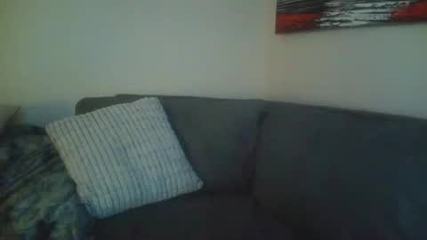 Snapshot of petite_treat_ chatting on February 26, 7:51 am petite treat online show from February 26, 7:51 am