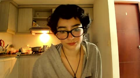 Lunna online show from April 1, 12:44 am