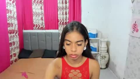 petitehorsycock online show from May 19, 5:47 am
