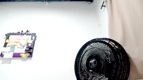 danna online show from October 26, 1:00 am