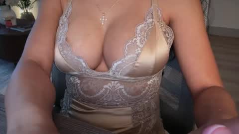 PetitePrincess online show from July 25, 12:09 am
