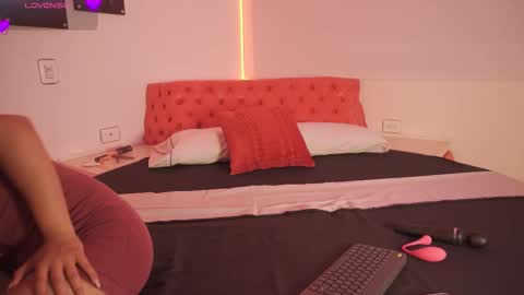 Snapshot of petitte_mussa chatting on March 16, 7:29 pm Mussa online show from March 16, 7:29 pm