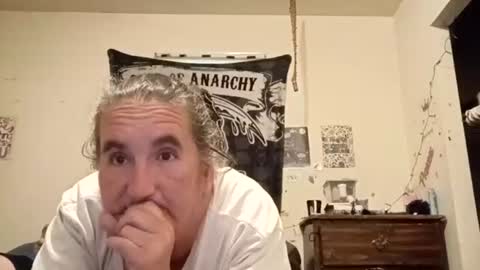 petraszkot online show from June 27, 8:03 pm