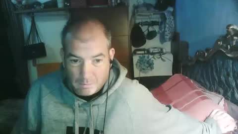 pets76 online show from November 27, 6:54 pm