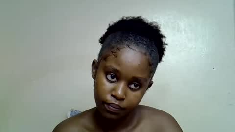 pettite_gal online show from April 23, 4:53 pm