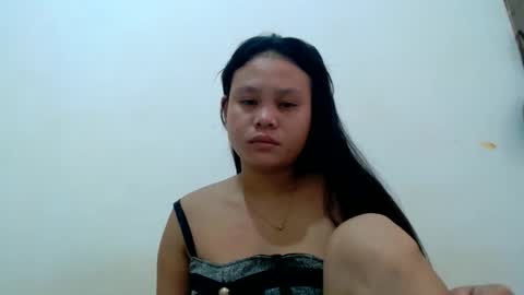 Snapshot of petty_yumii chatting on June 8, 11:16 pm petty_yumii online show from June 8, 11:16 pm