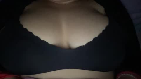 peular online show from February 18, 8:49 pm