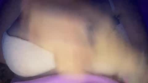 peular online show from May 12, 8:06 pm