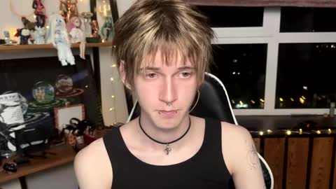 soren online show from May 4, 9:33 pm