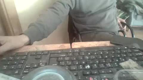 peyo873996 online show from April 29, 3:38 pm