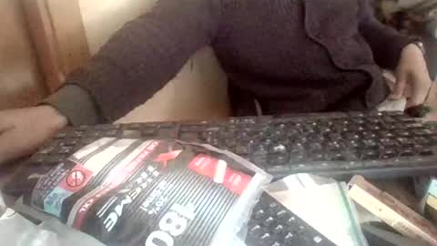peyo873996 online show from May 11, 9:04 am